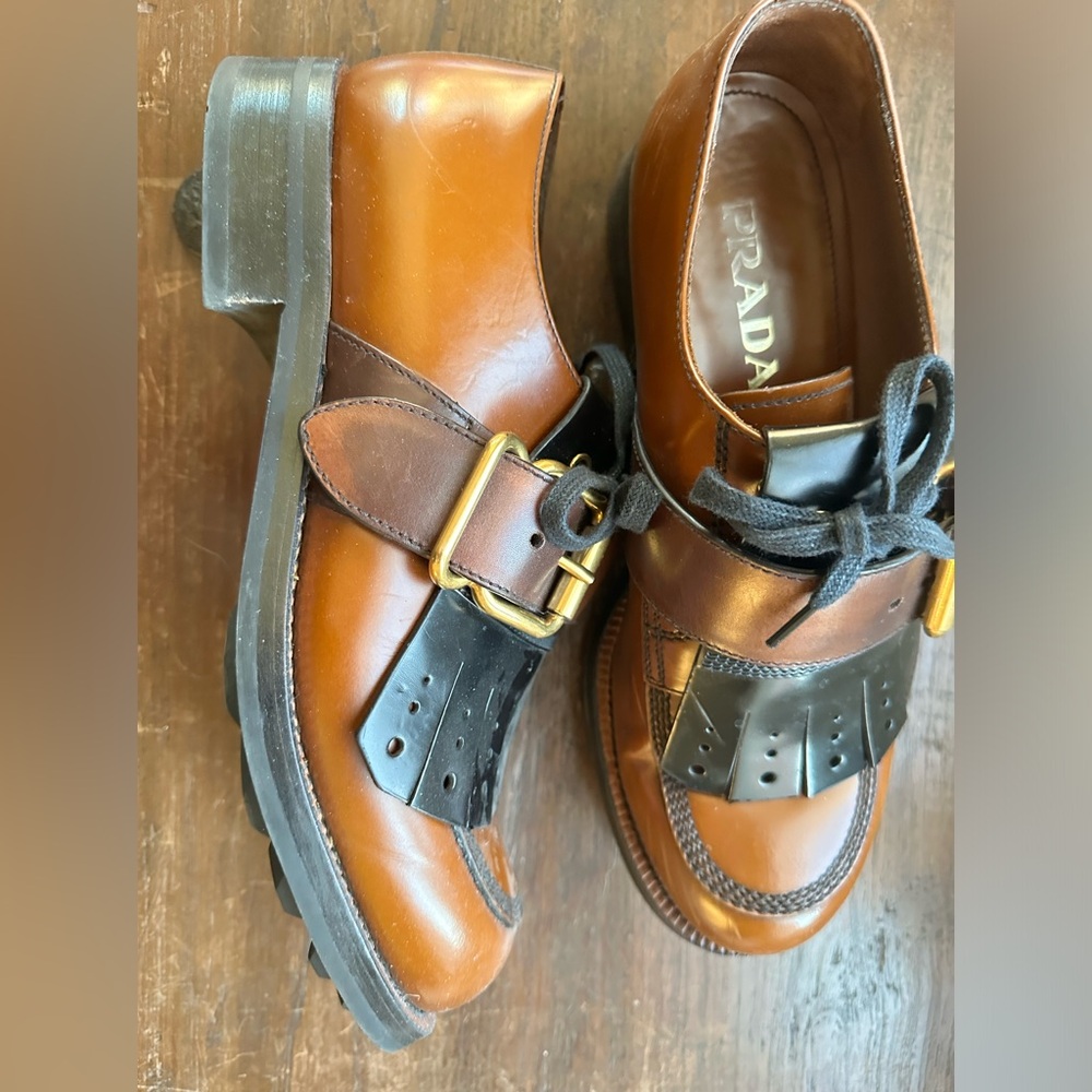 Men’s Prada Shoes. Size 10